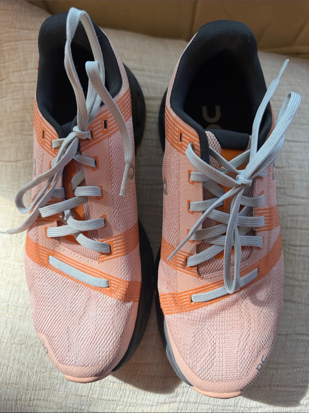 On Cloud Women's Lightweight Running Shoes in Coral Pink with Black Sole - Picture 2 of 6